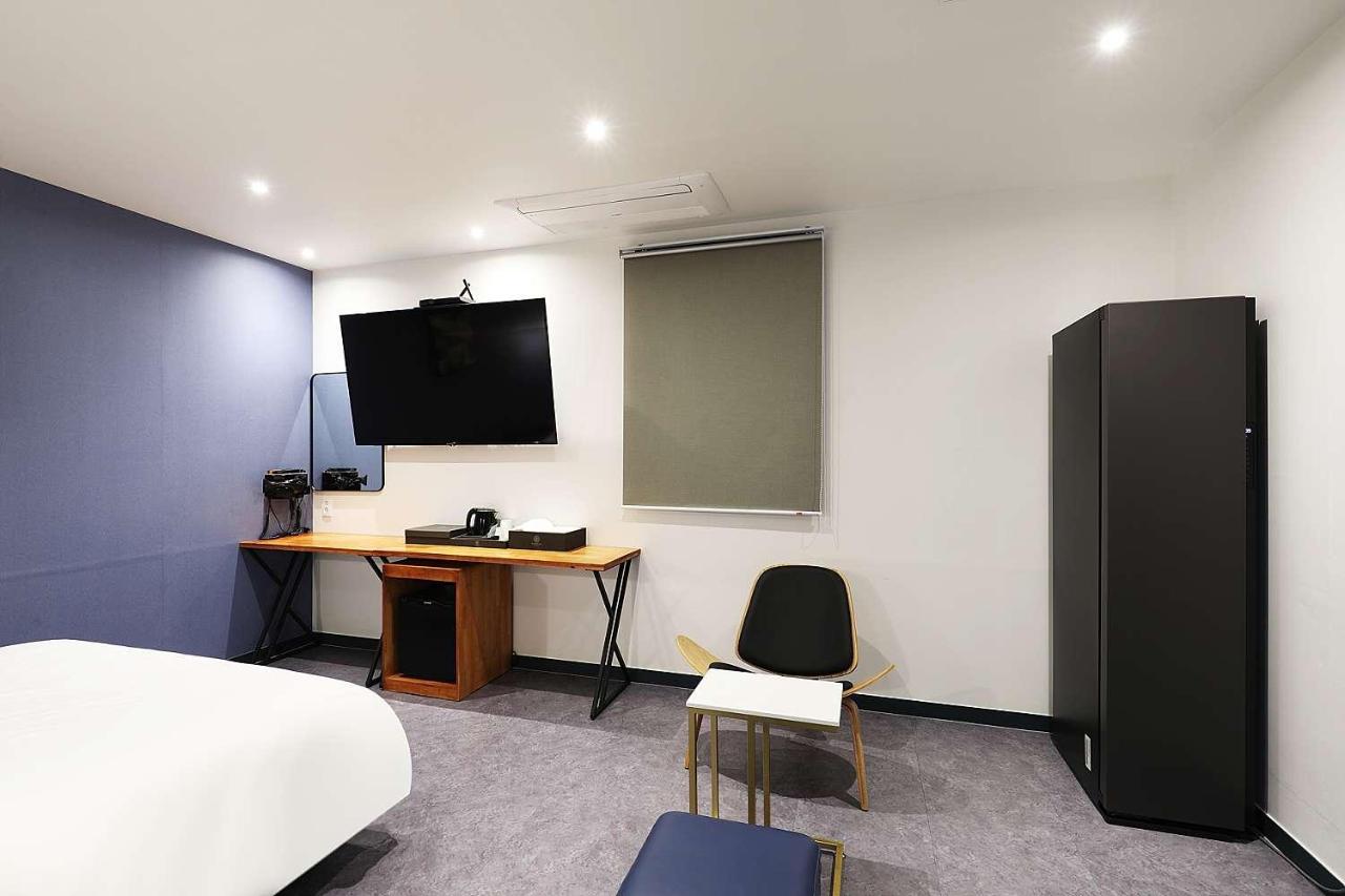 Mariposa Hotel Songtan Pyeongtaek Esterno foto
