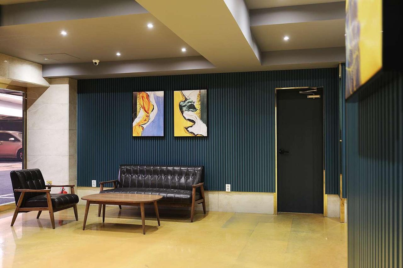 Mariposa Hotel Songtan Pyeongtaek Esterno foto