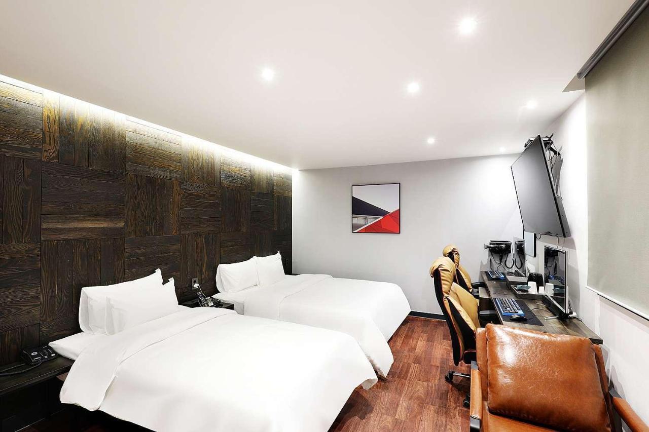 Mariposa Hotel Songtan Pyeongtaek Esterno foto